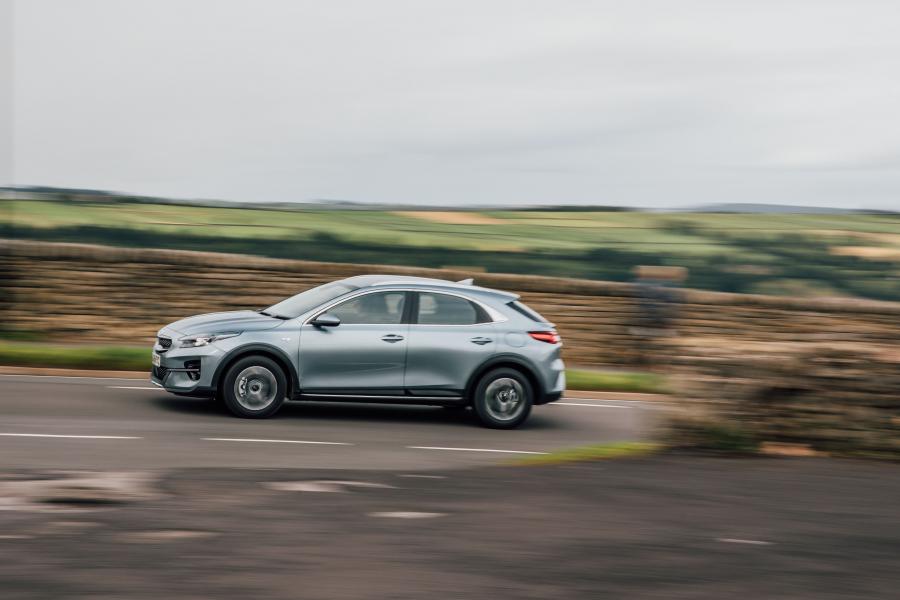  Kia XCeed 1.0 T-GDi 2019 года  (UK) (фото 16 из 91)